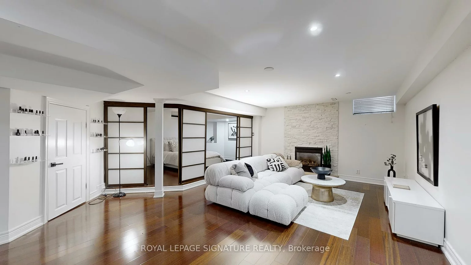 6412, Newcombe, East Credit, Mississauga