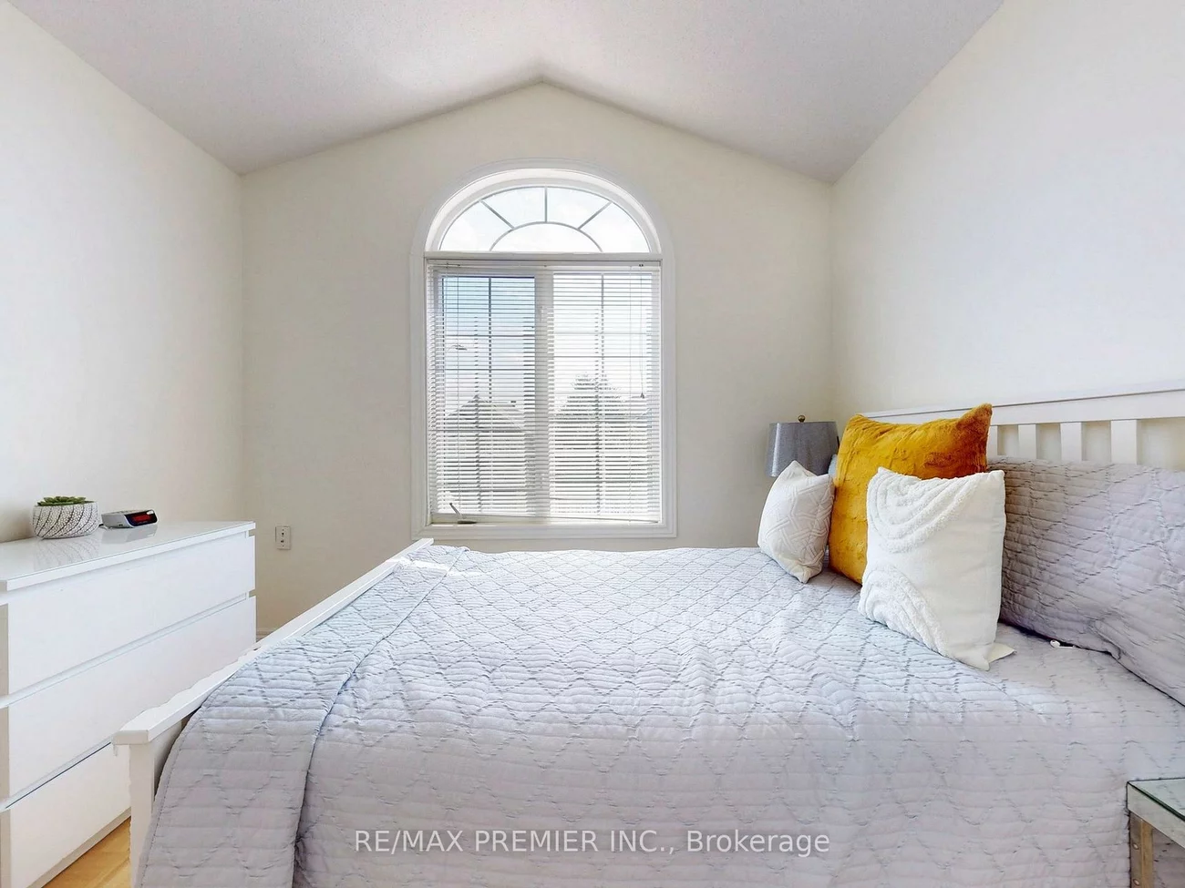 5869, Yachtsman Crossing, Churchill Meadows, Mississauga