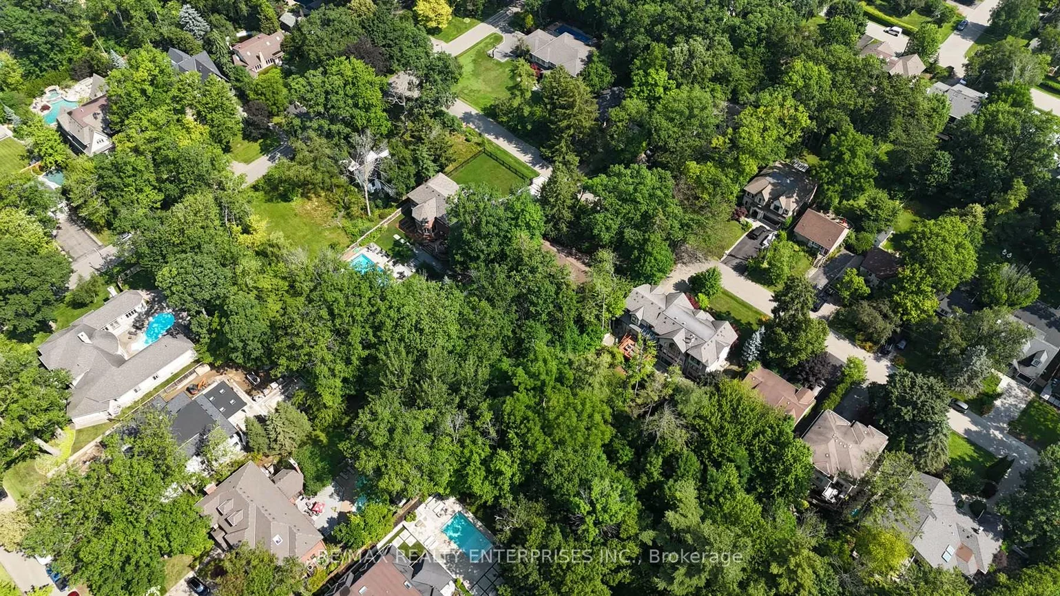 1252, Mona, Mineola, Mississauga