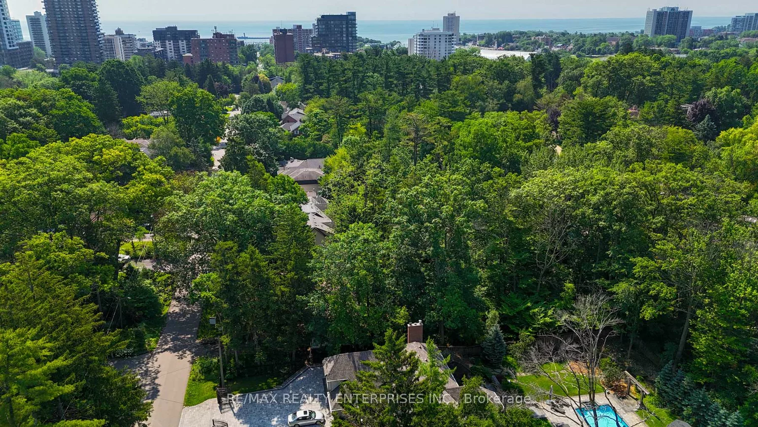 1252, Mona, Mineola, Mississauga