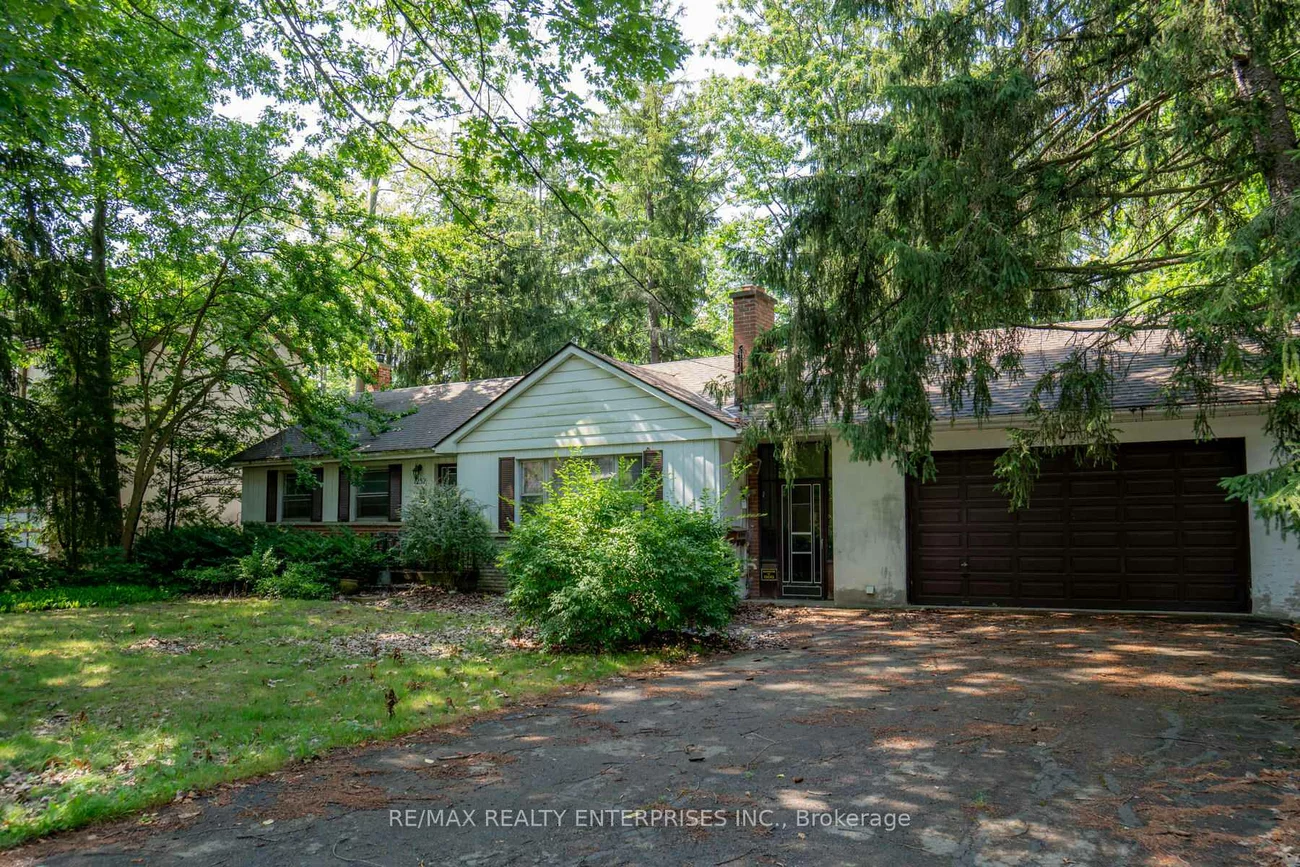 1252, Mona, Mineola, Mississauga