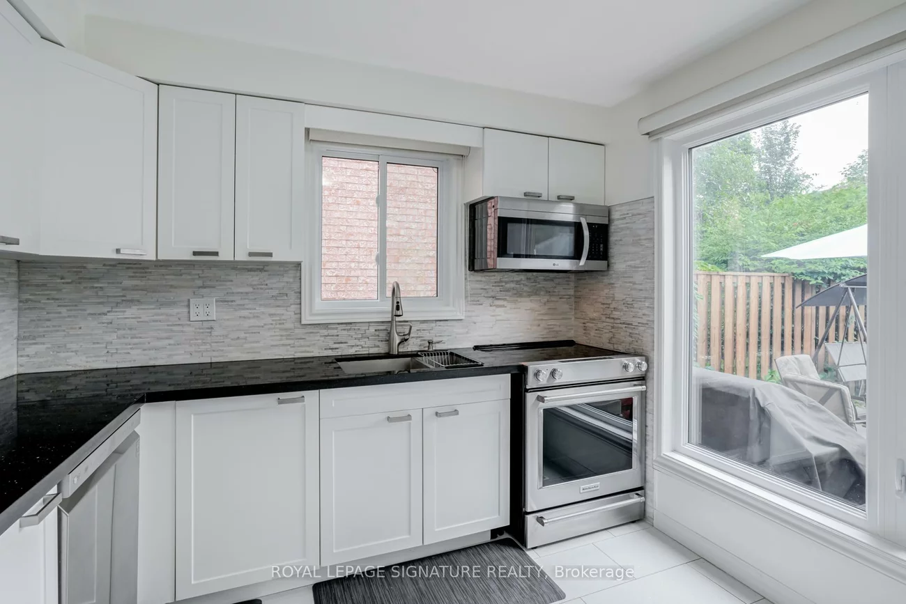 1013, Cutler, Lorne Park, Mississauga