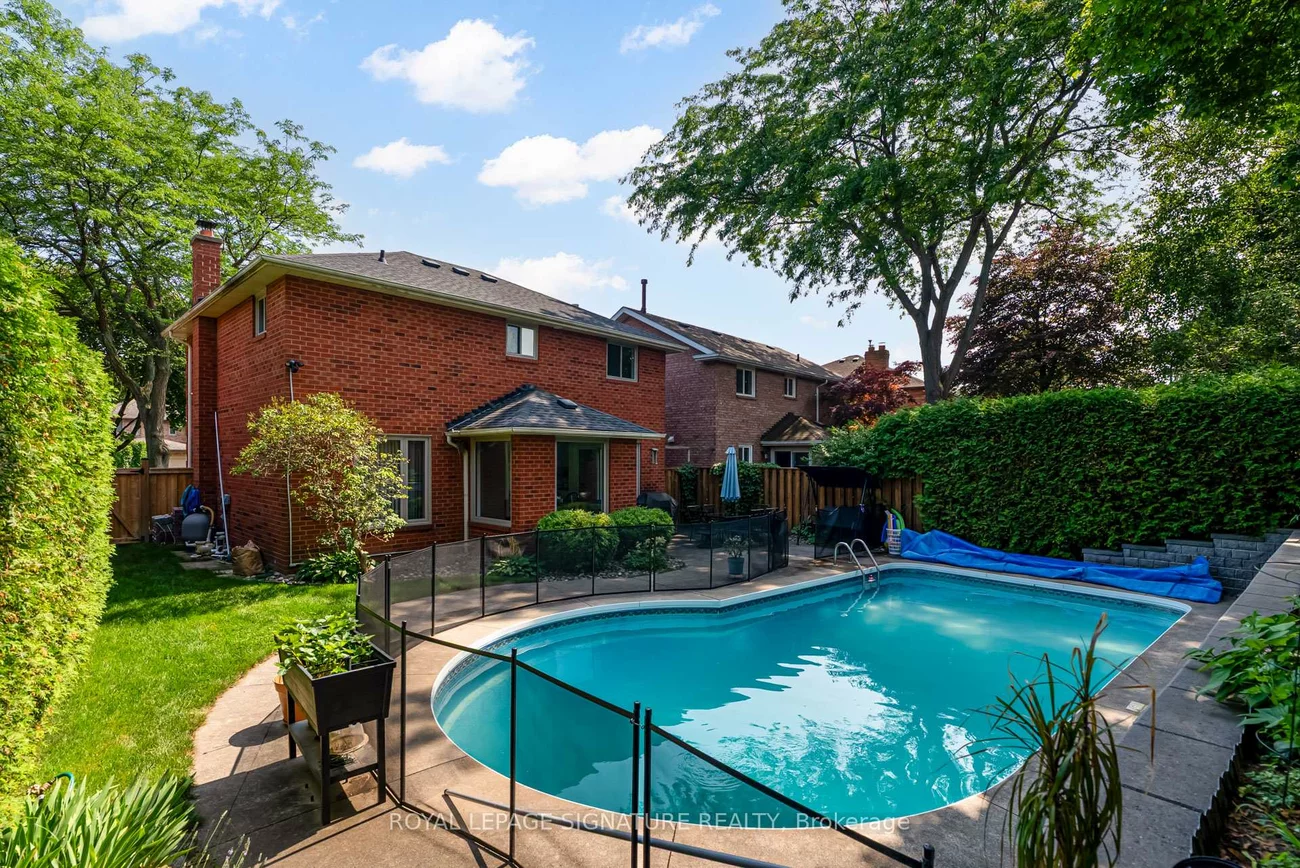 1013, Cutler, Lorne Park, Mississauga