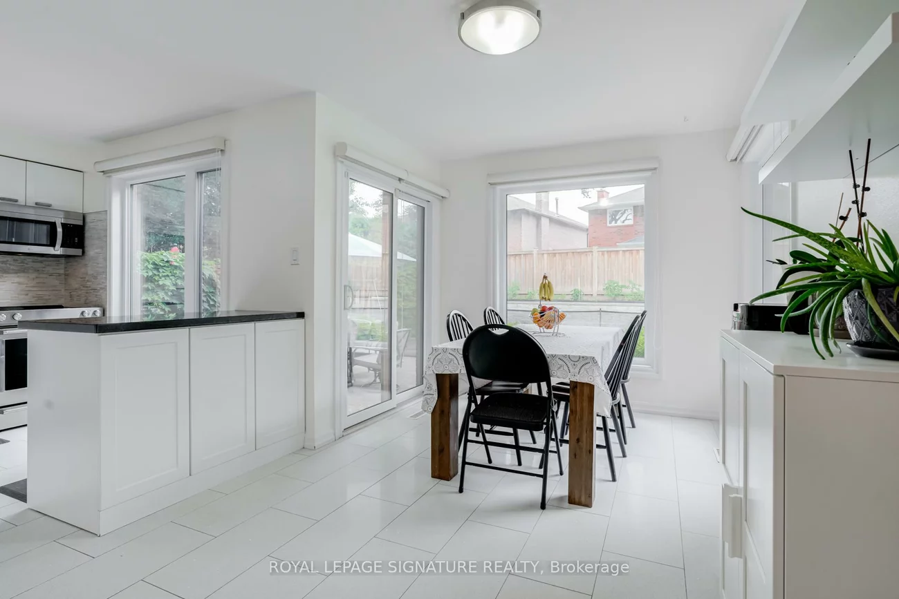 1013, Cutler, Lorne Park, Mississauga