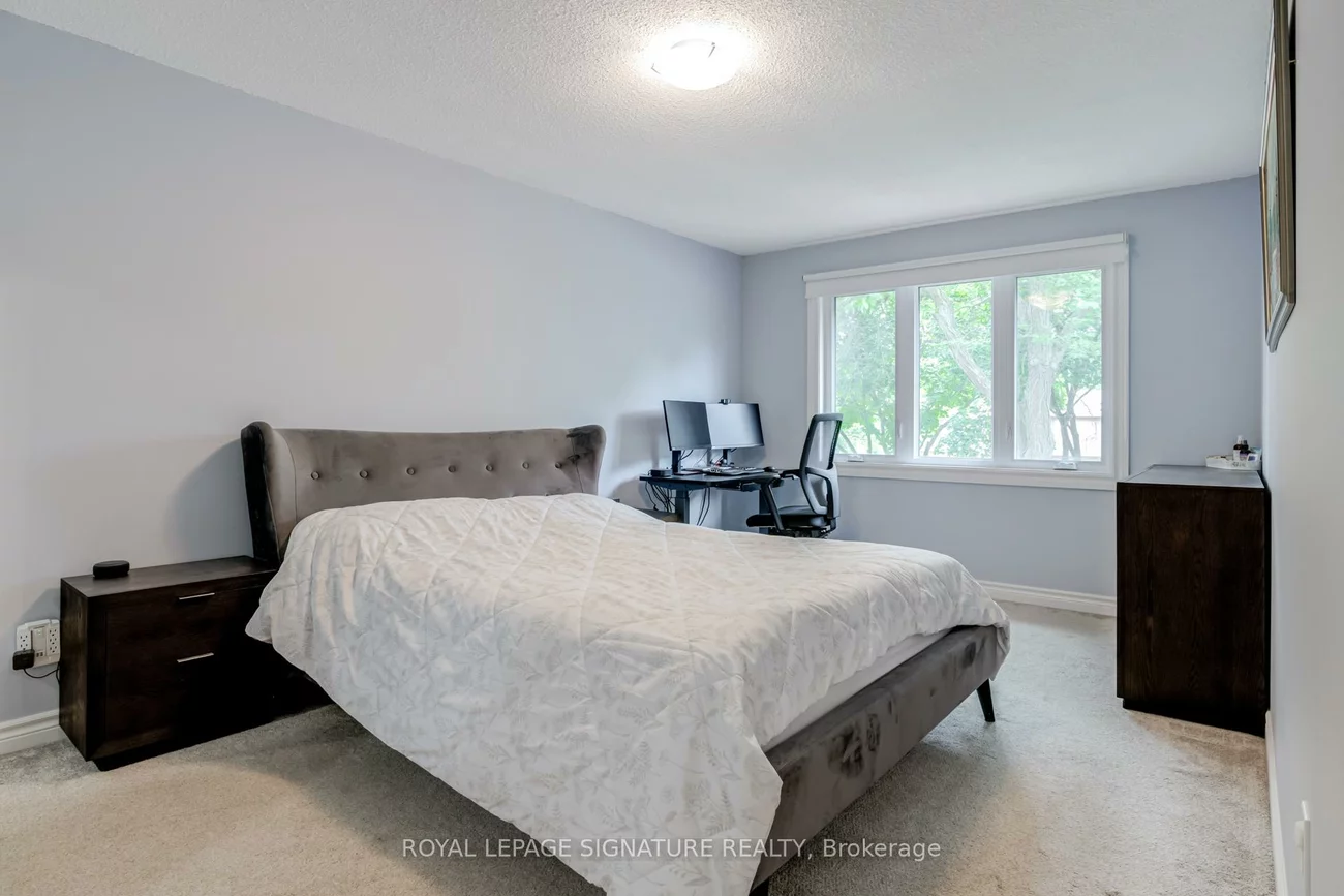 1013, Cutler, Lorne Park, Mississauga