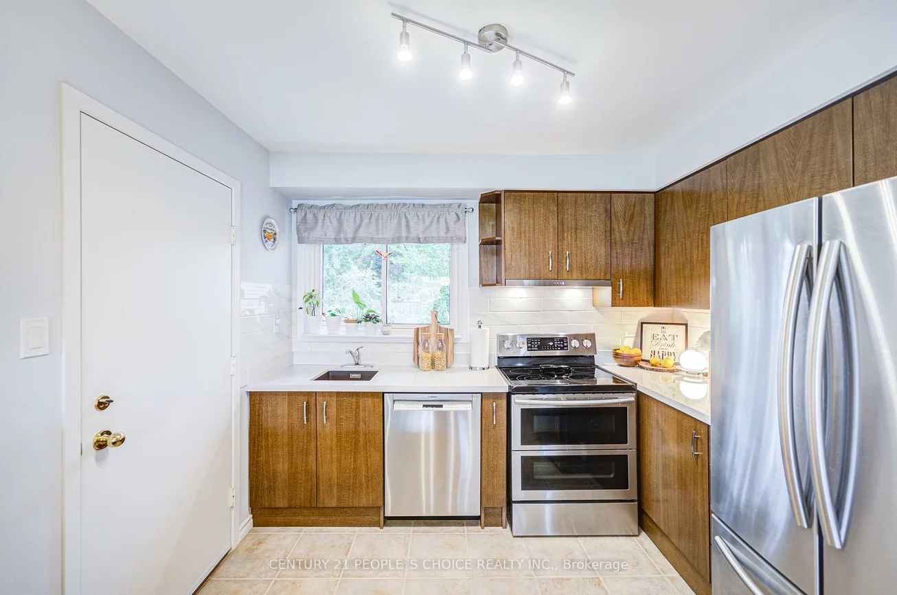 6842, Avila, Meadowvale, Mississauga