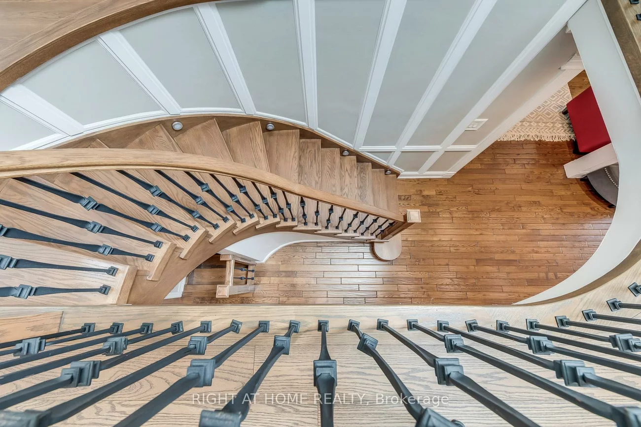 3349, Grand Park, Fairview, Mississauga