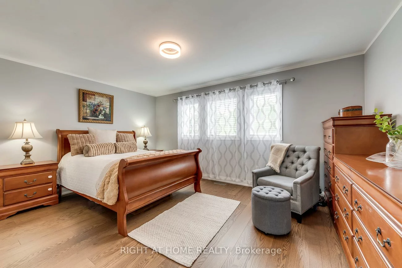 3349, Grand Park, Fairview, Mississauga