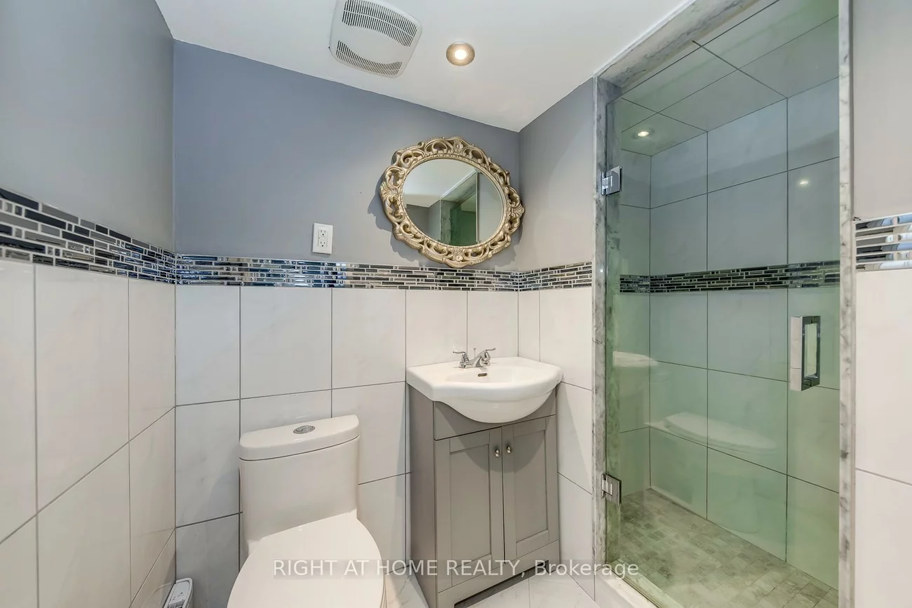 3349, Grand Park, Fairview, Mississauga