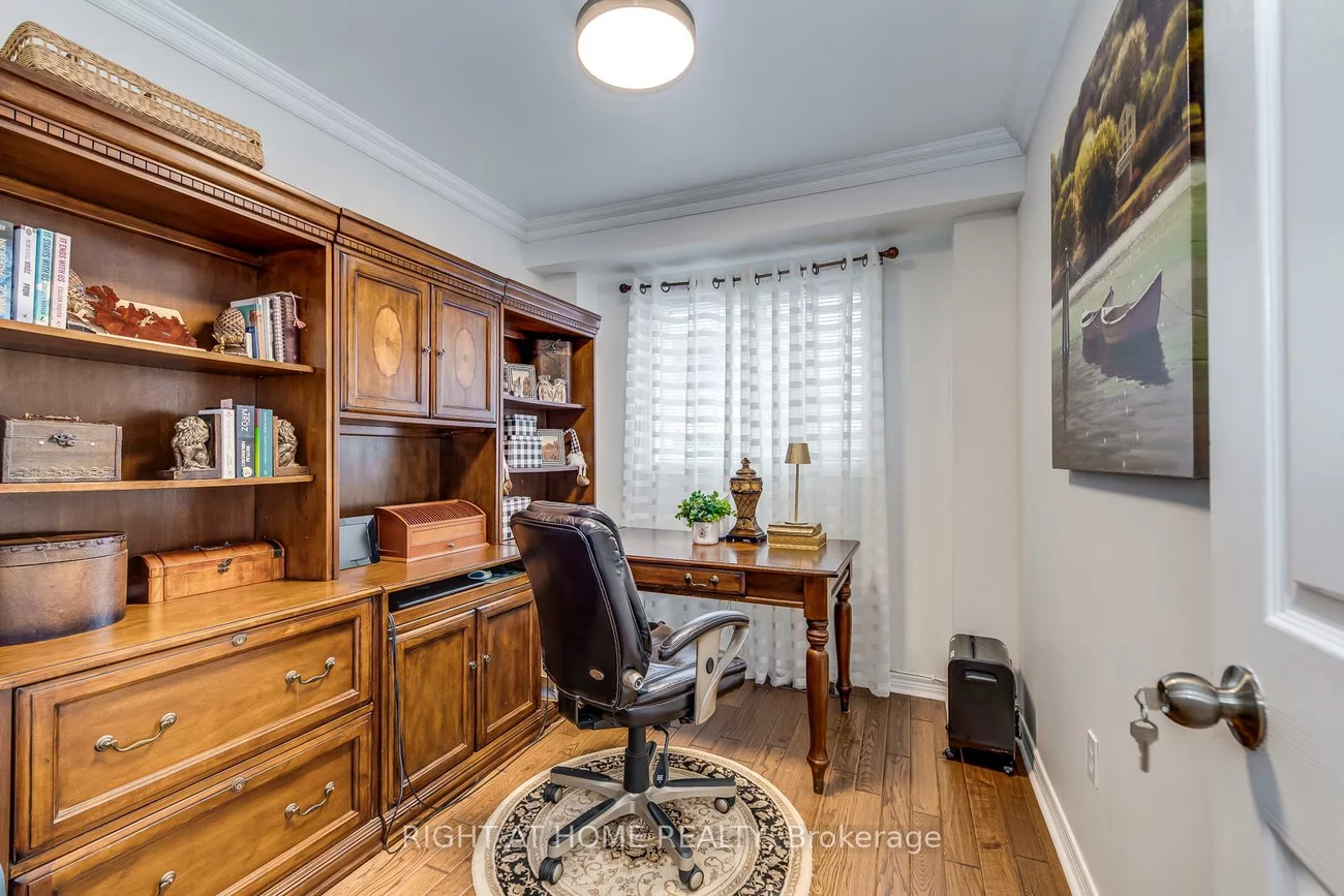 3349, Grand Park, Fairview, Mississauga