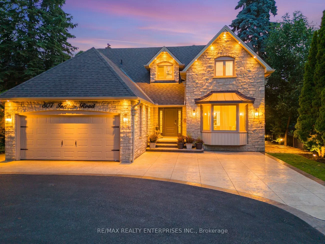 807, Indian, Lorne Park, Mississauga