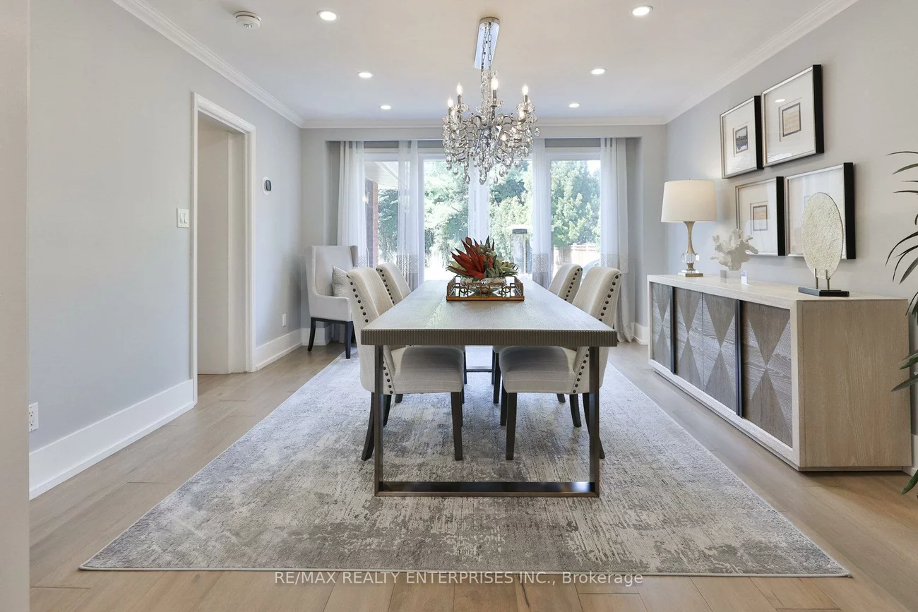 807, Indian, Lorne Park, Mississauga