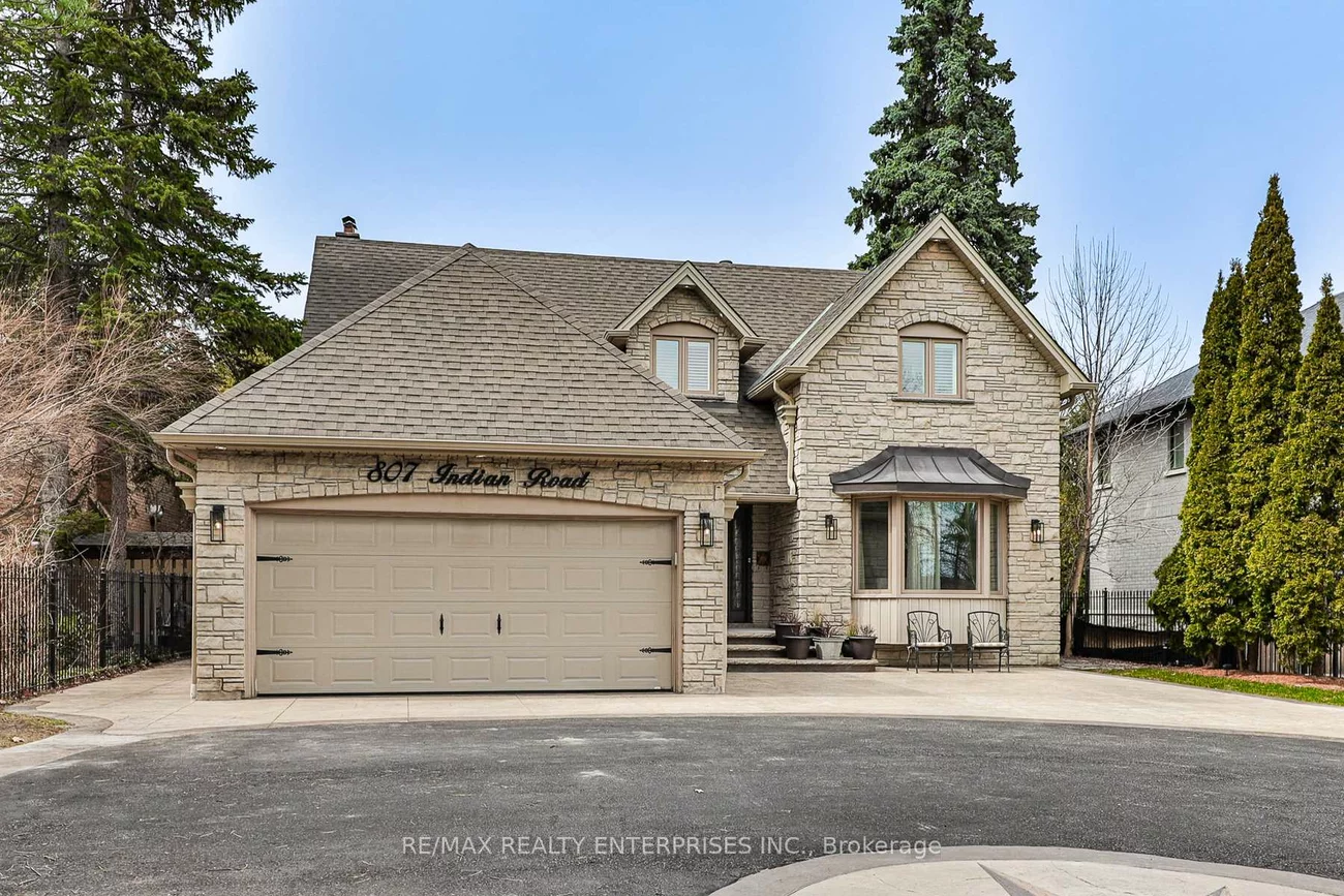 807, Indian, Lorne Park, Mississauga
