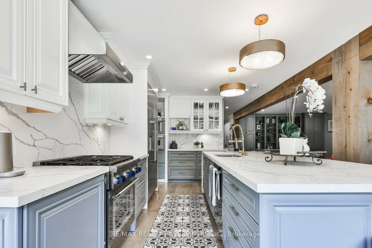 807, Indian, Lorne Park, Mississauga