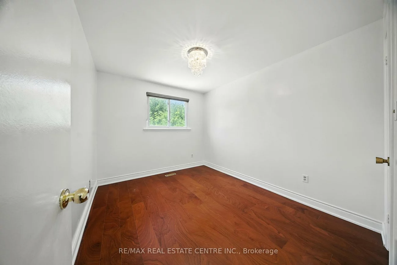 764, Eaglemount, Erindale, Mississauga