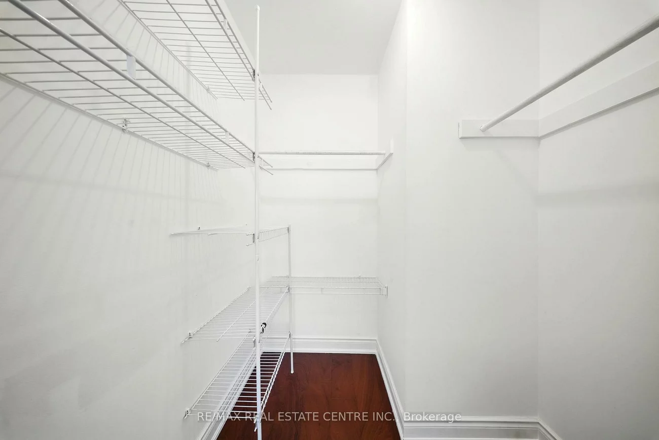 764, Eaglemount, Erindale, Mississauga
