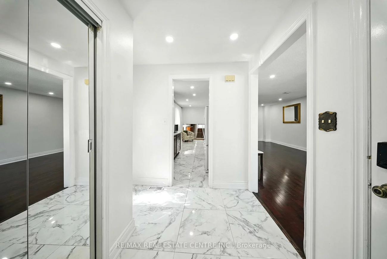 764, Eaglemount, Erindale, Mississauga