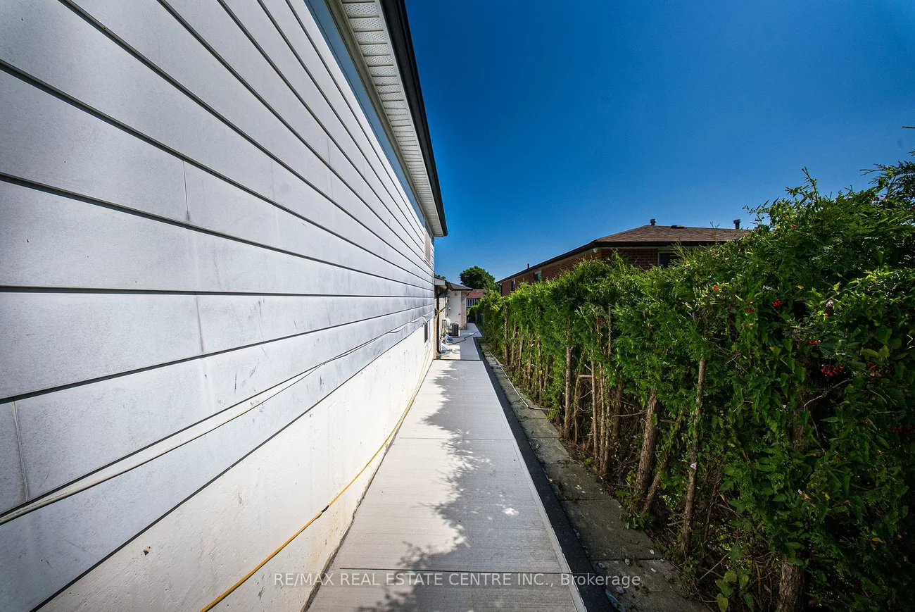 764, Eaglemount, Erindale, Mississauga