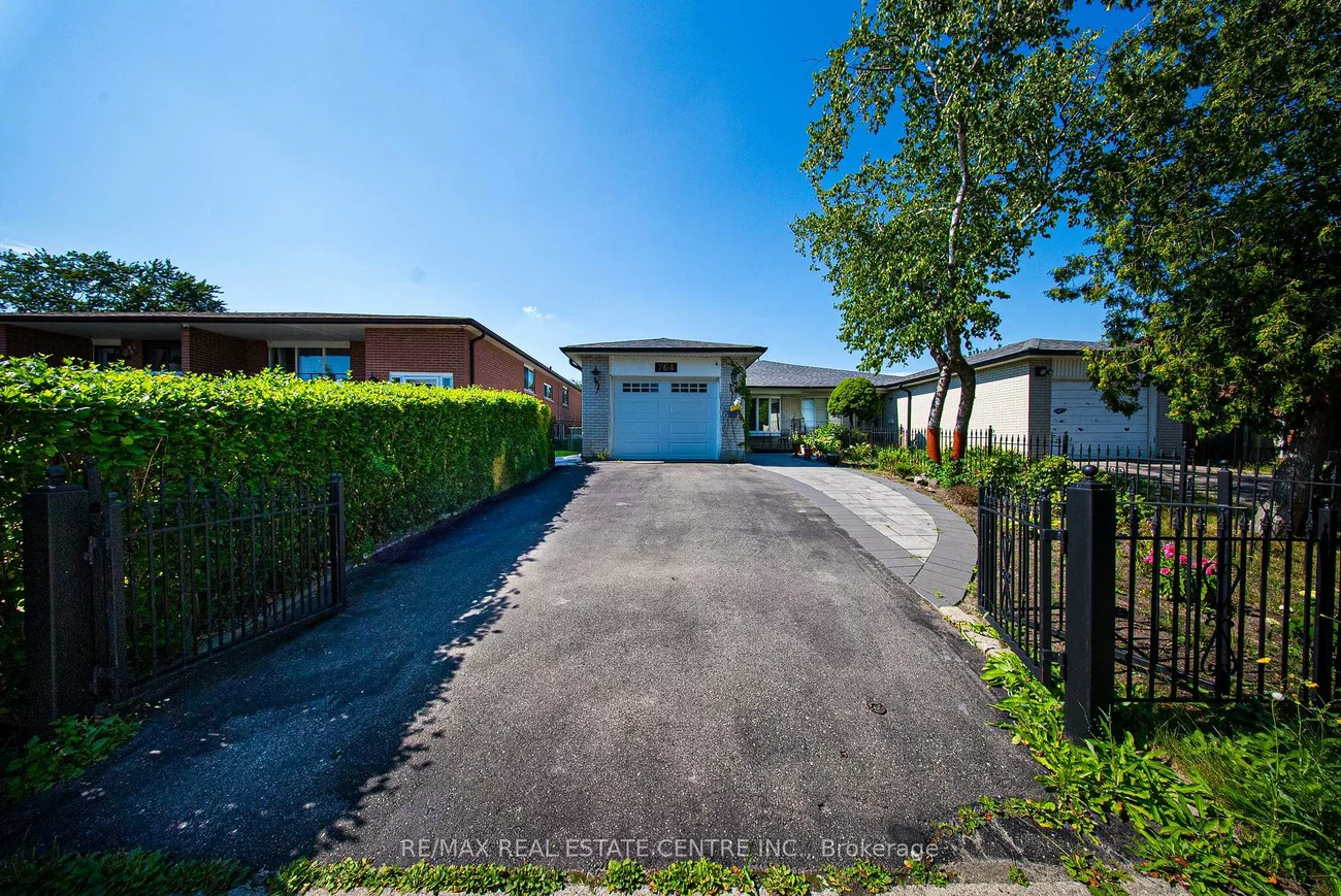 764, Eaglemount, Erindale, Mississauga