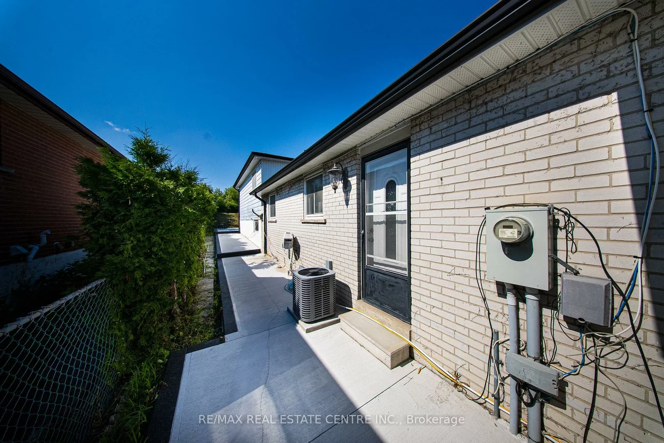 764, Eaglemount, Erindale, Mississauga