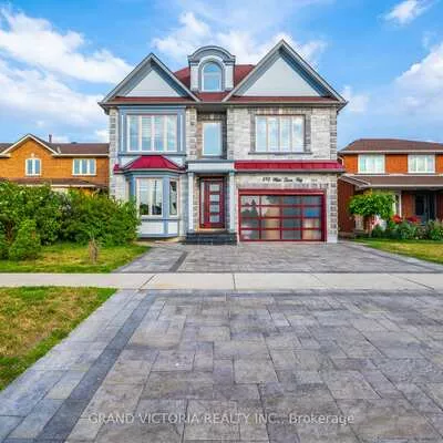 898, White Clover, East Credit, Mississauga