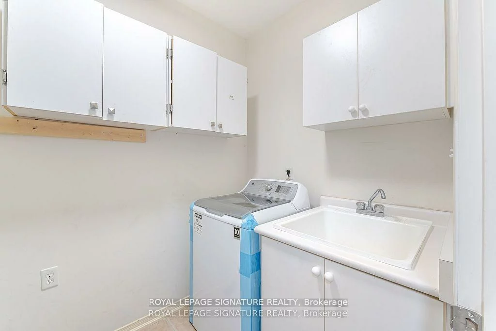 3938, Burdette, Churchill Meadows, Mississauga