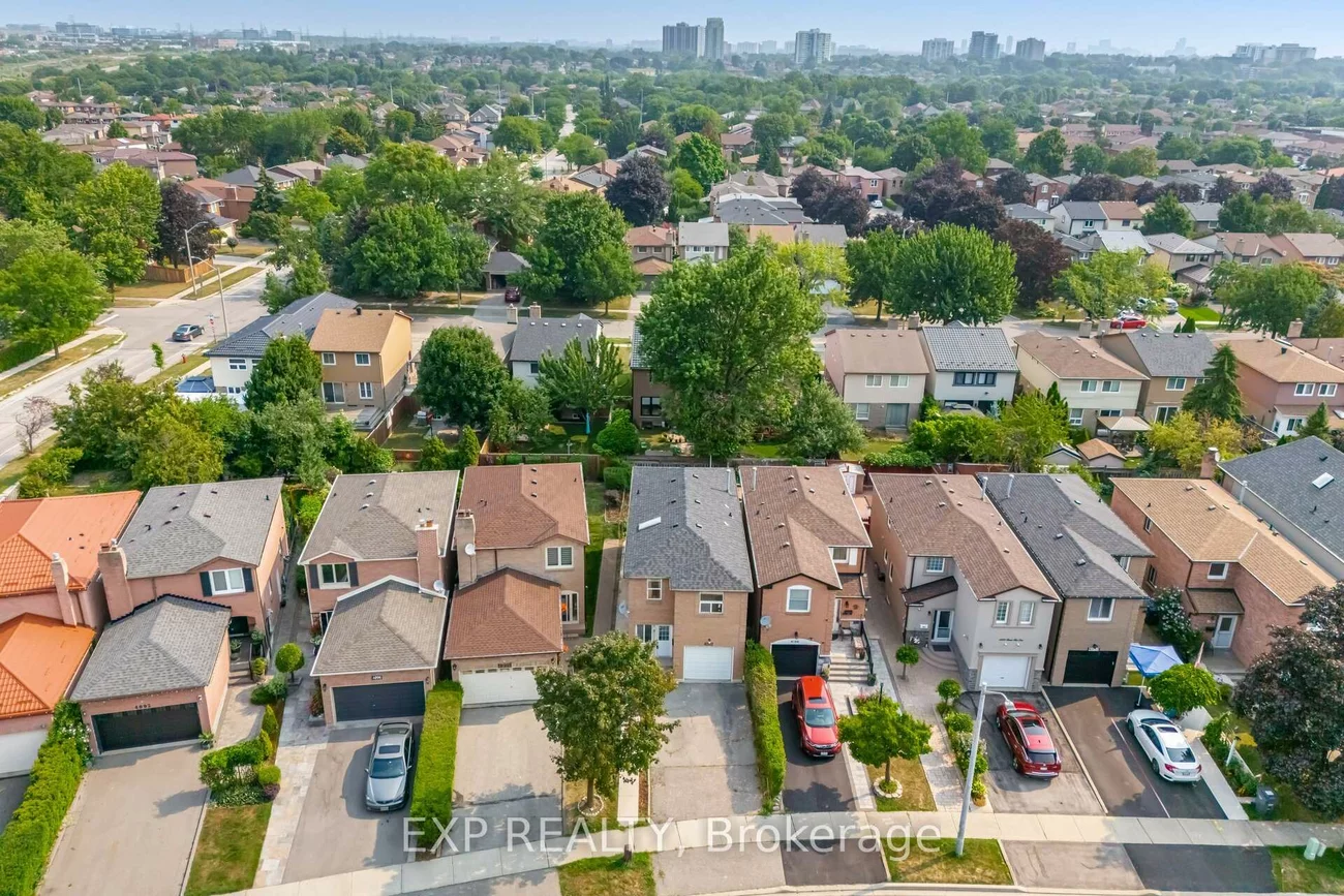 4102, Forest Fire, Rathwood, Mississauga