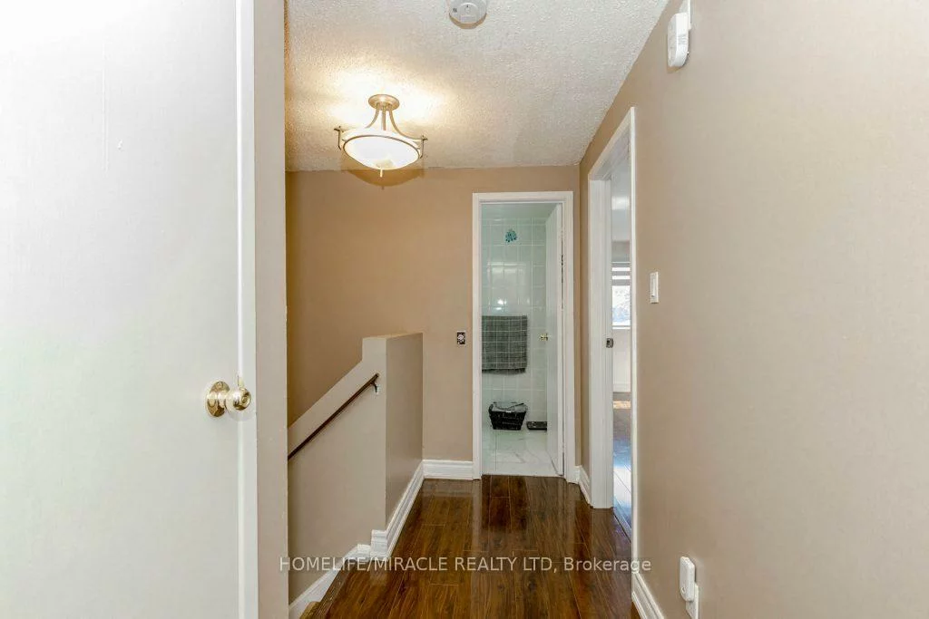 6593, Edenwood, Meadowvale, Mississauga