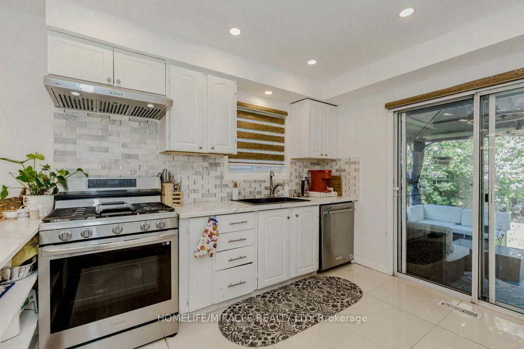 6593, Edenwood, Meadowvale, Mississauga