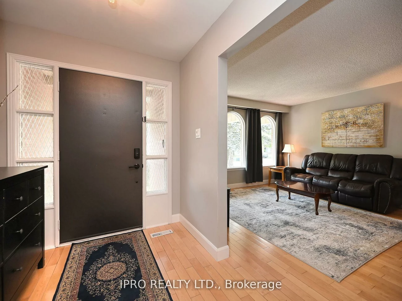 986, Vanier, Lorne Park, Mississauga