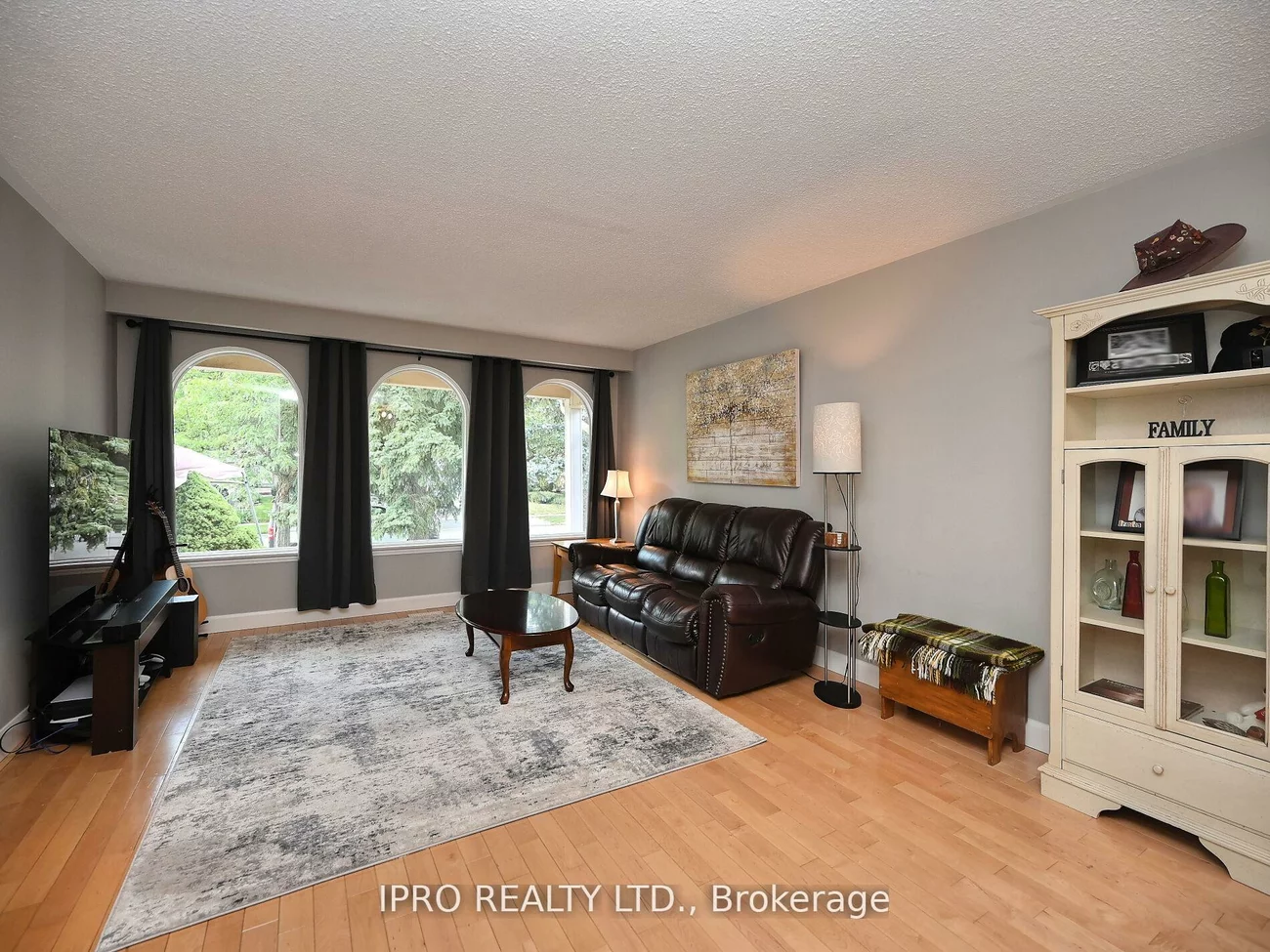 986, Vanier, Lorne Park, Mississauga