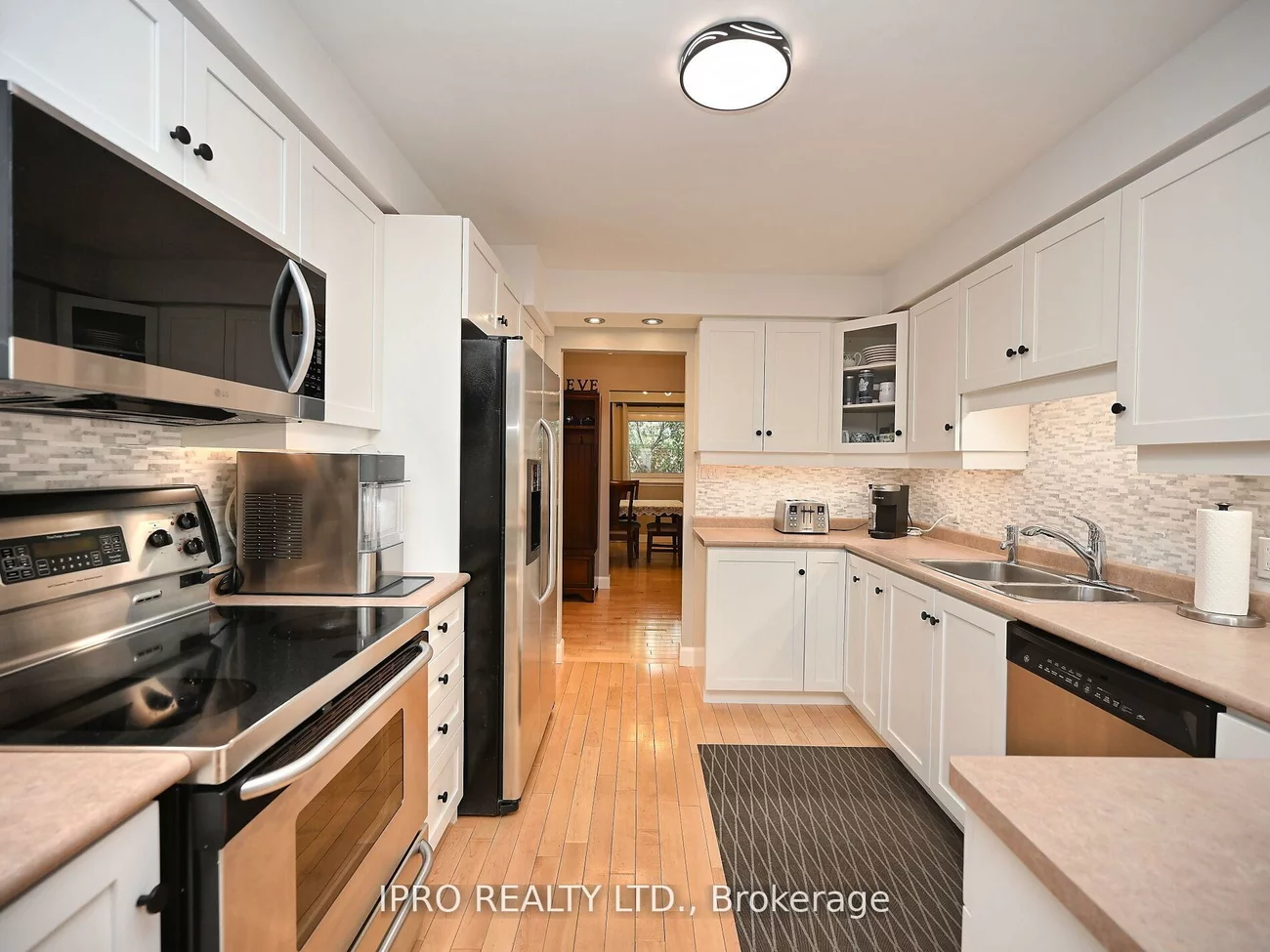 986, Vanier, Lorne Park, Mississauga
