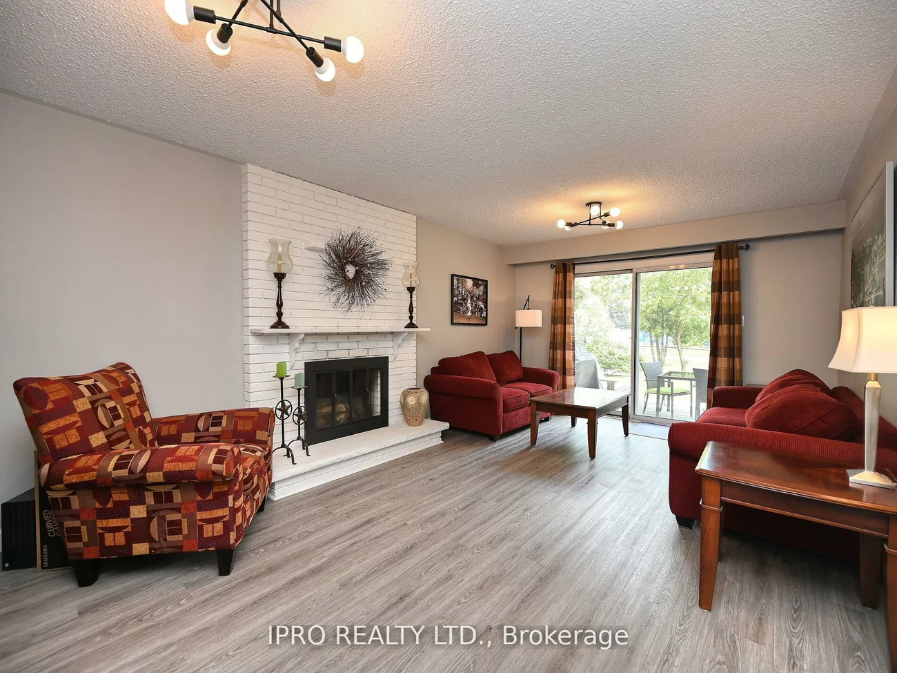 986, Vanier, Lorne Park, Mississauga