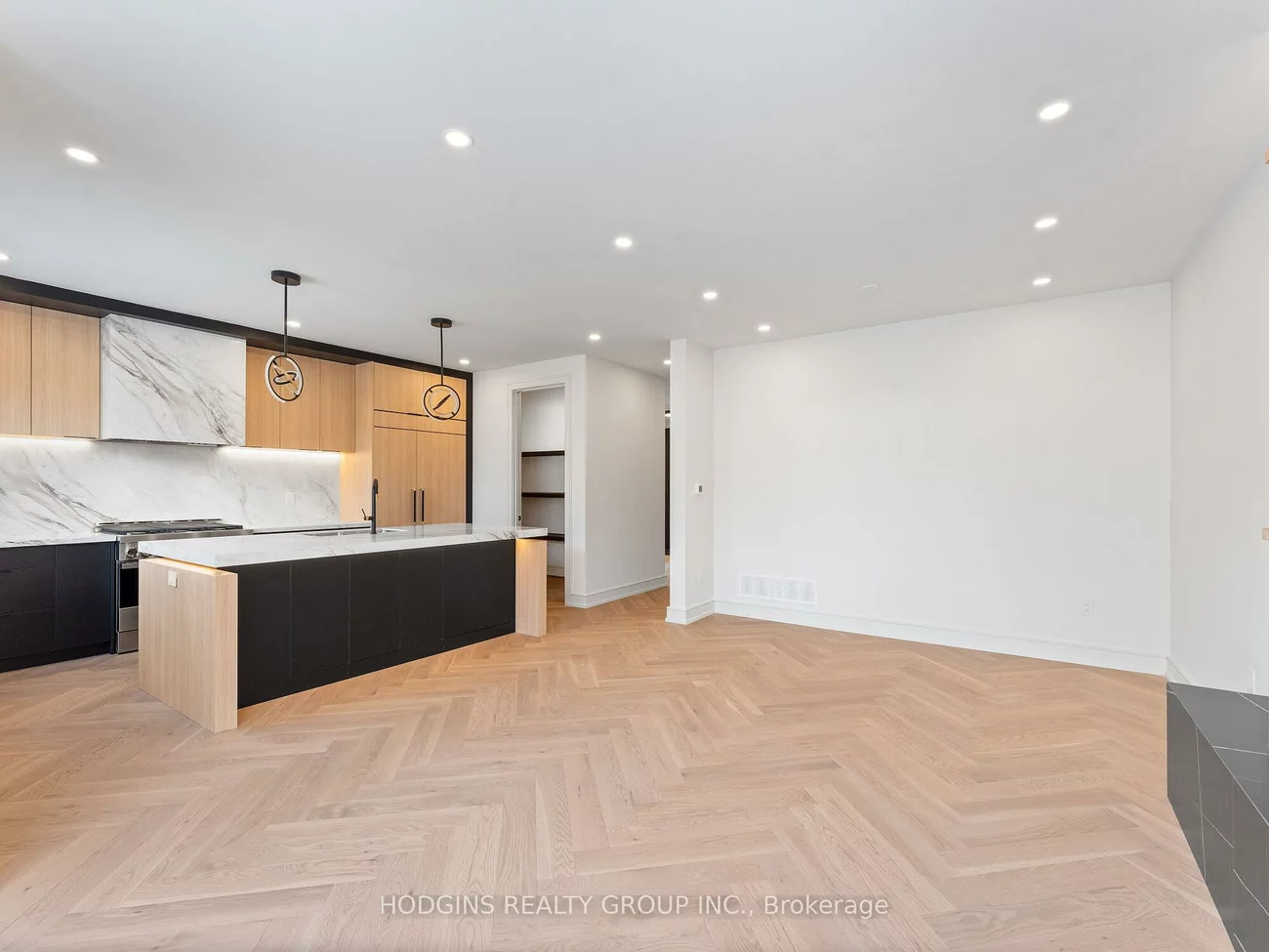 855, Tenth, Lakeview, Mississauga