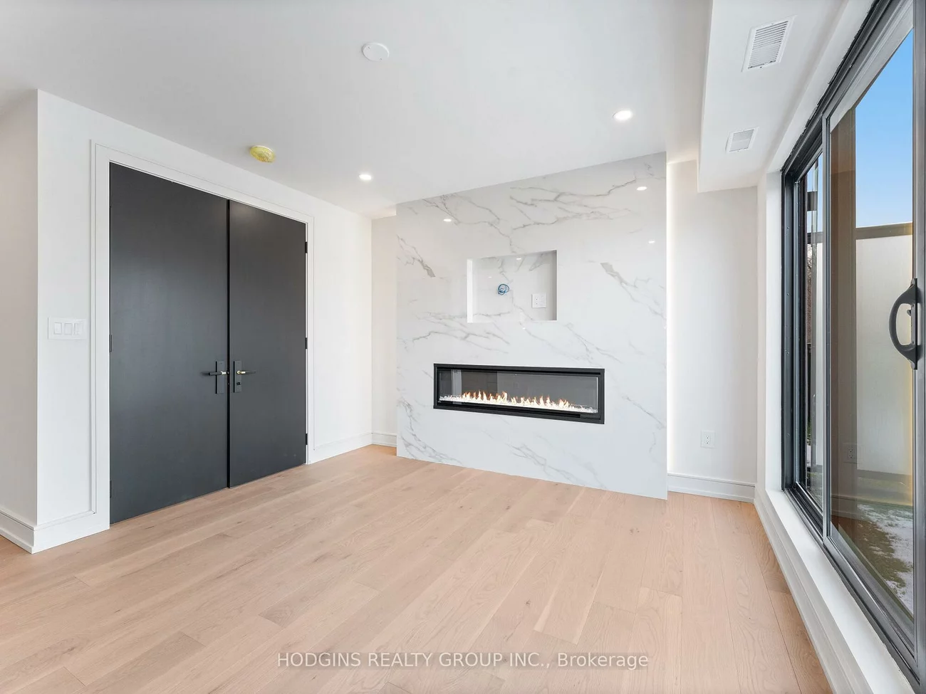 855, Tenth, Lakeview, Mississauga
