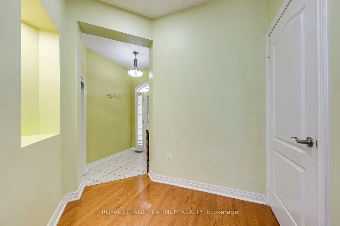 5644, Longboat, Churchill Meadows, Mississauga
