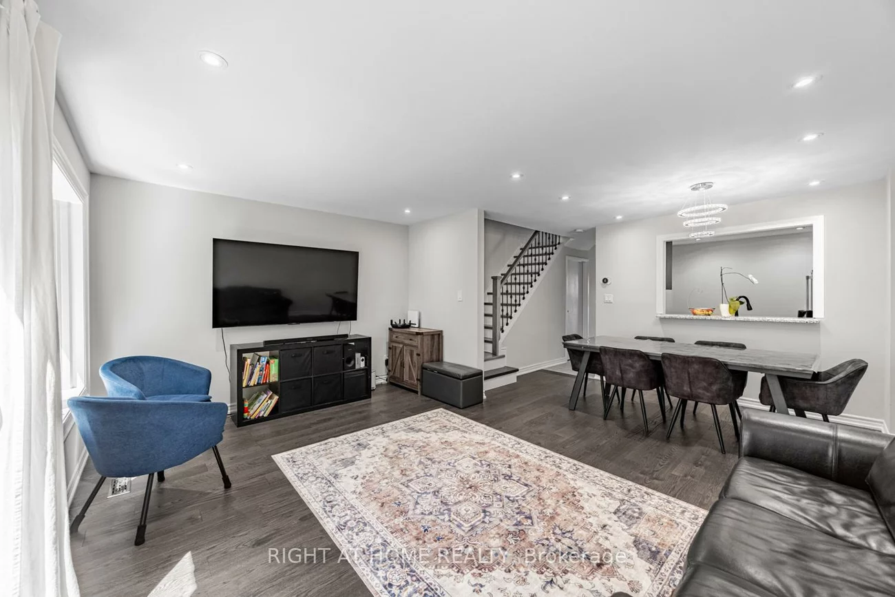 61, Chalfield, Rathwood, Mississauga