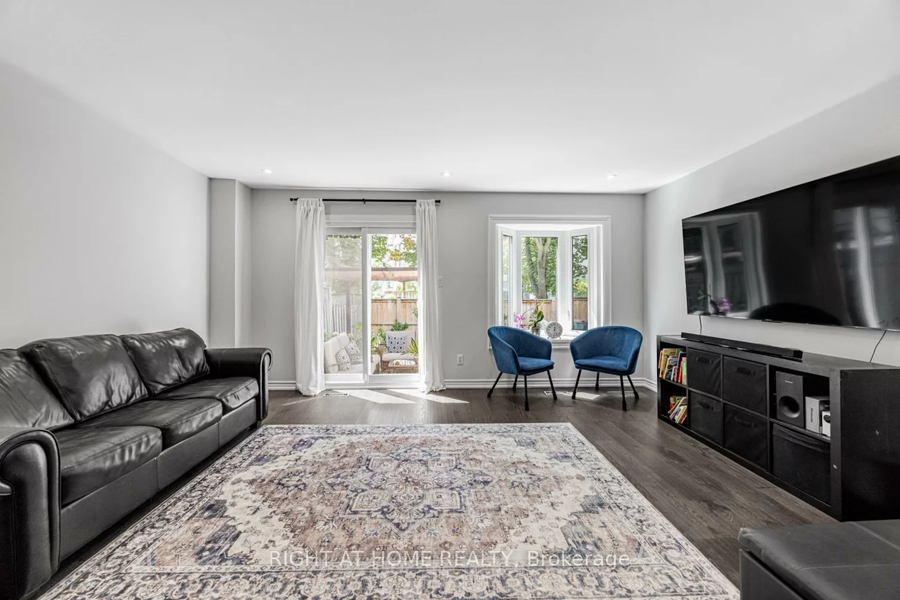 61, Chalfield, Rathwood, Mississauga