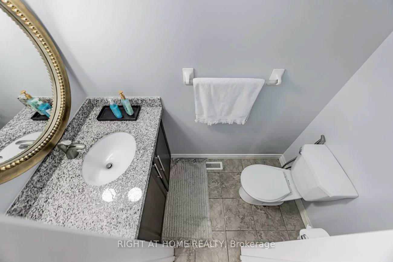 61, Chalfield, Rathwood, Mississauga
