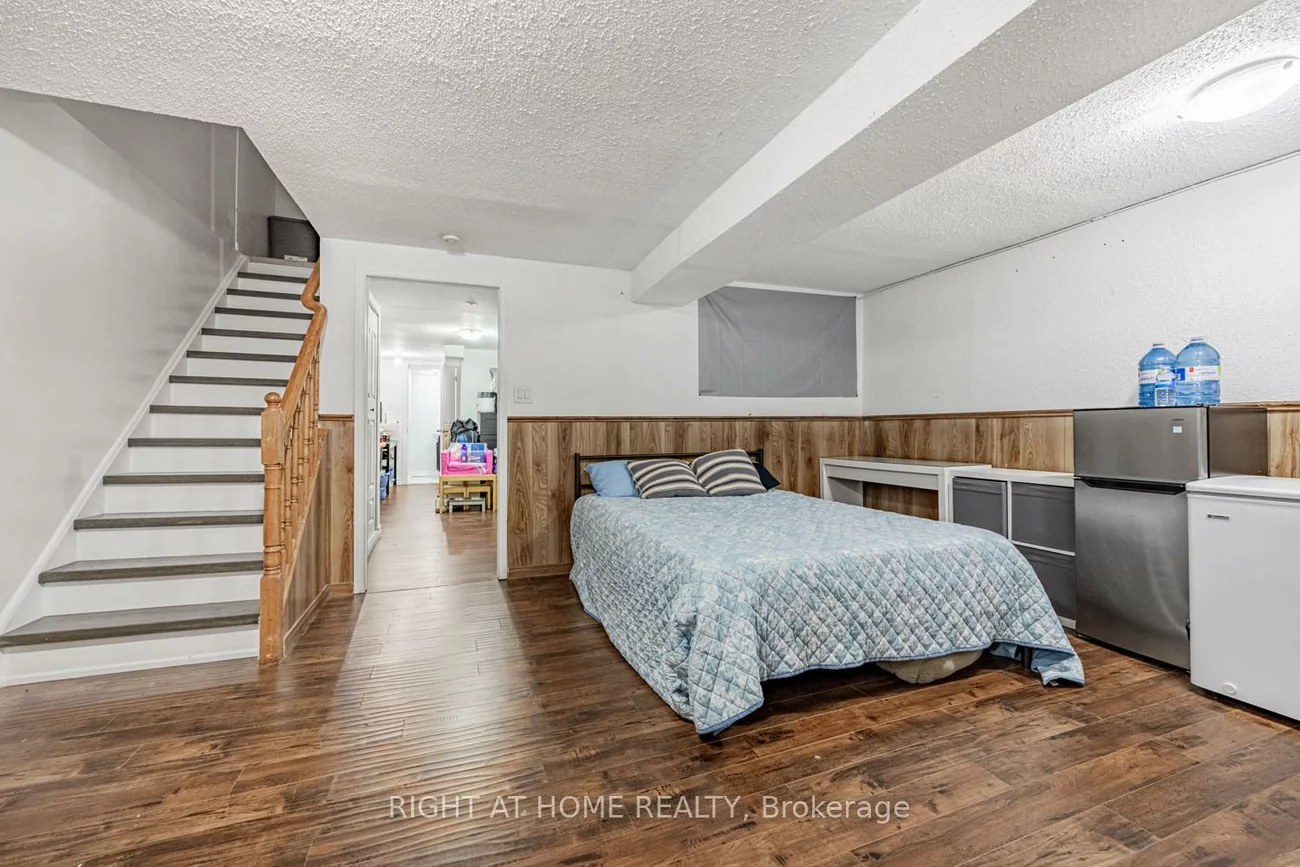 61, Chalfield, Rathwood, Mississauga