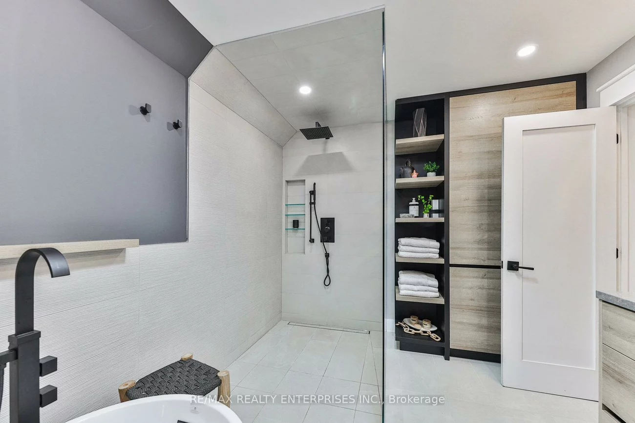 2131, Lynchmere, Cooksville, Mississauga