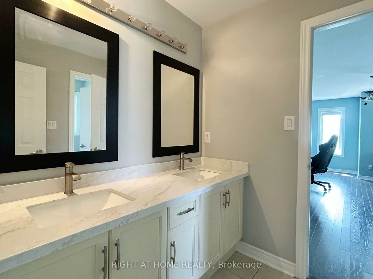 5515, Doctor Peddle, Churchill Meadows, Mississauga