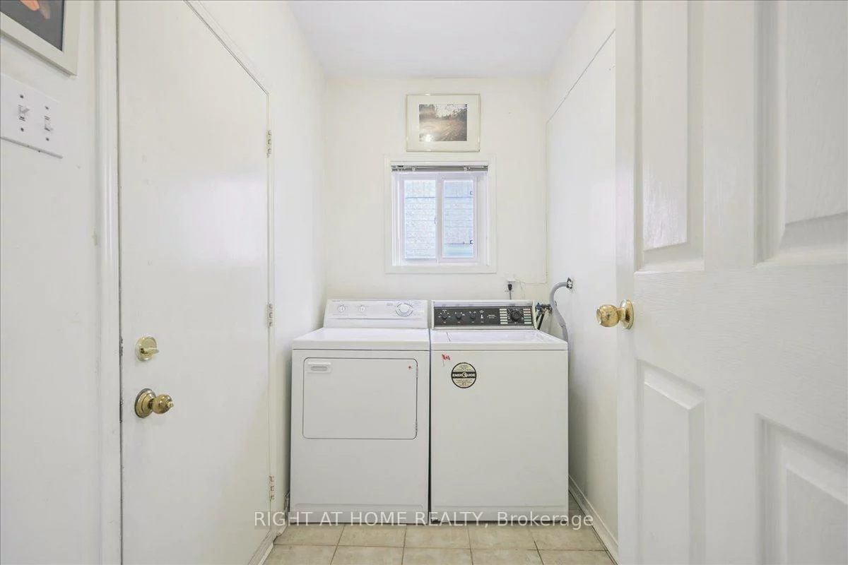 5322, Lismic, East Credit, Mississauga