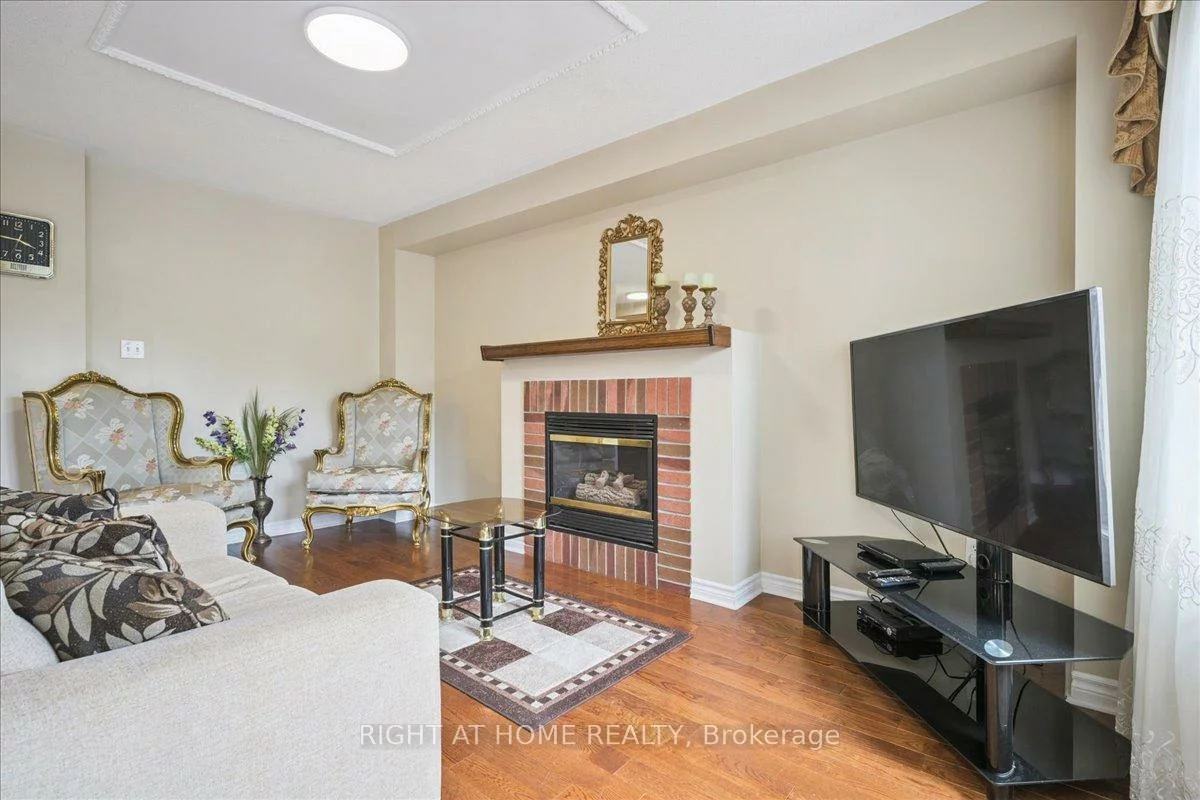 5322, Lismic, East Credit, Mississauga