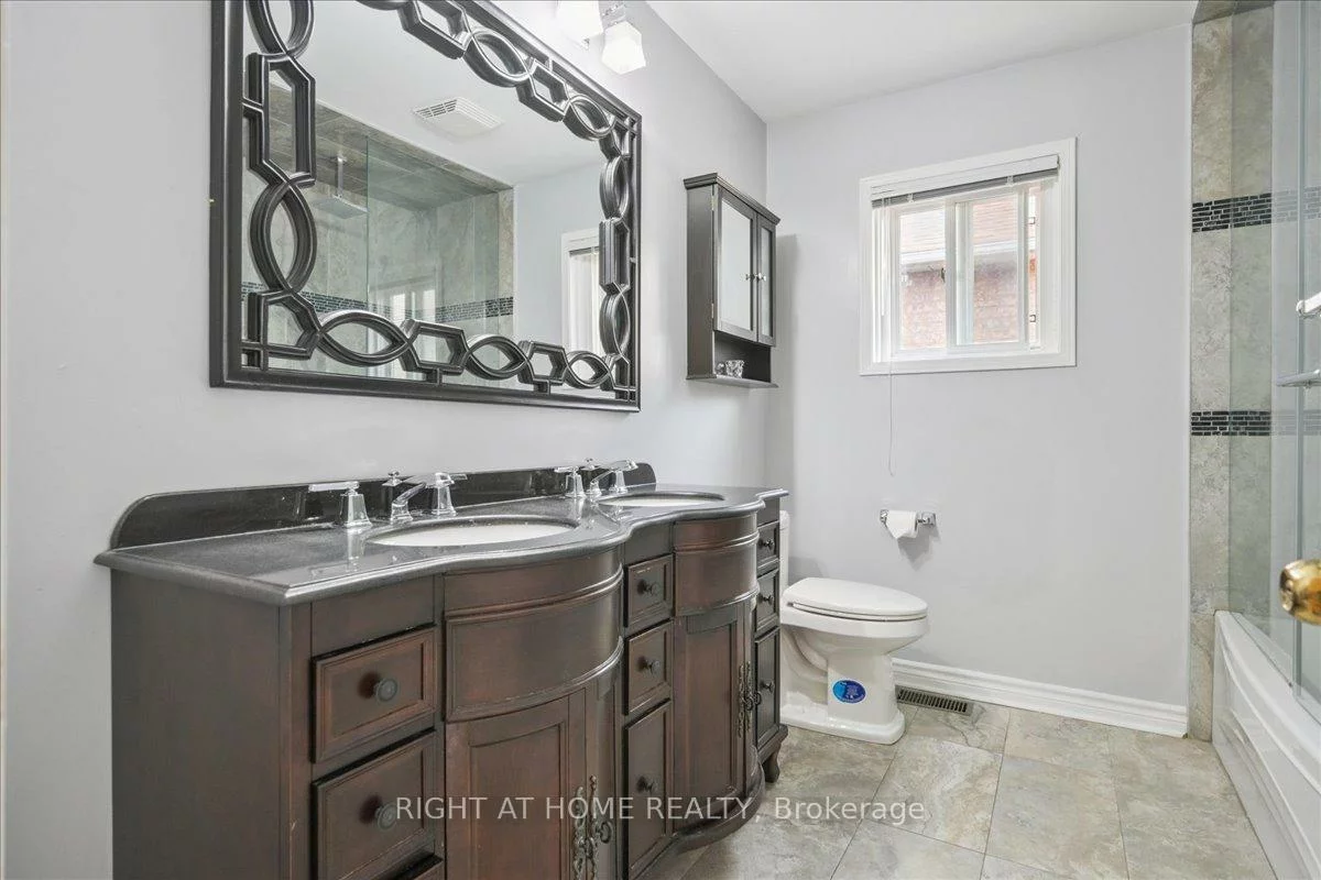 5322, Lismic, East Credit, Mississauga