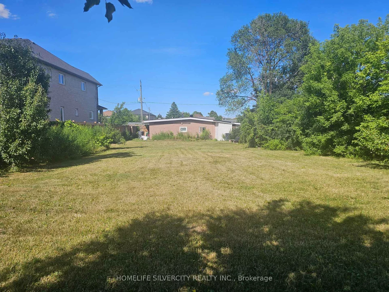 7530, Redstone, Malton, Mississauga