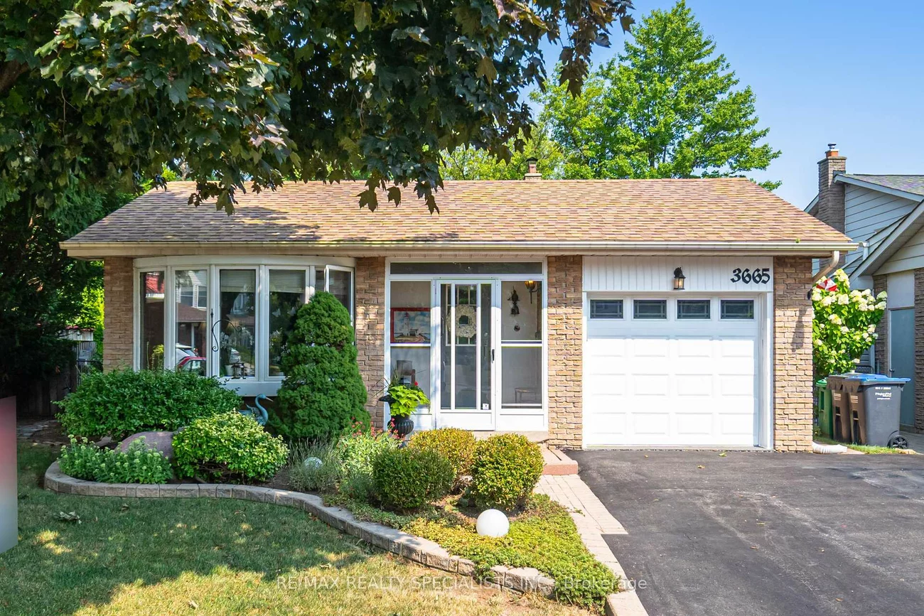 3665, Autumnleaf, Erin Mills, Mississauga