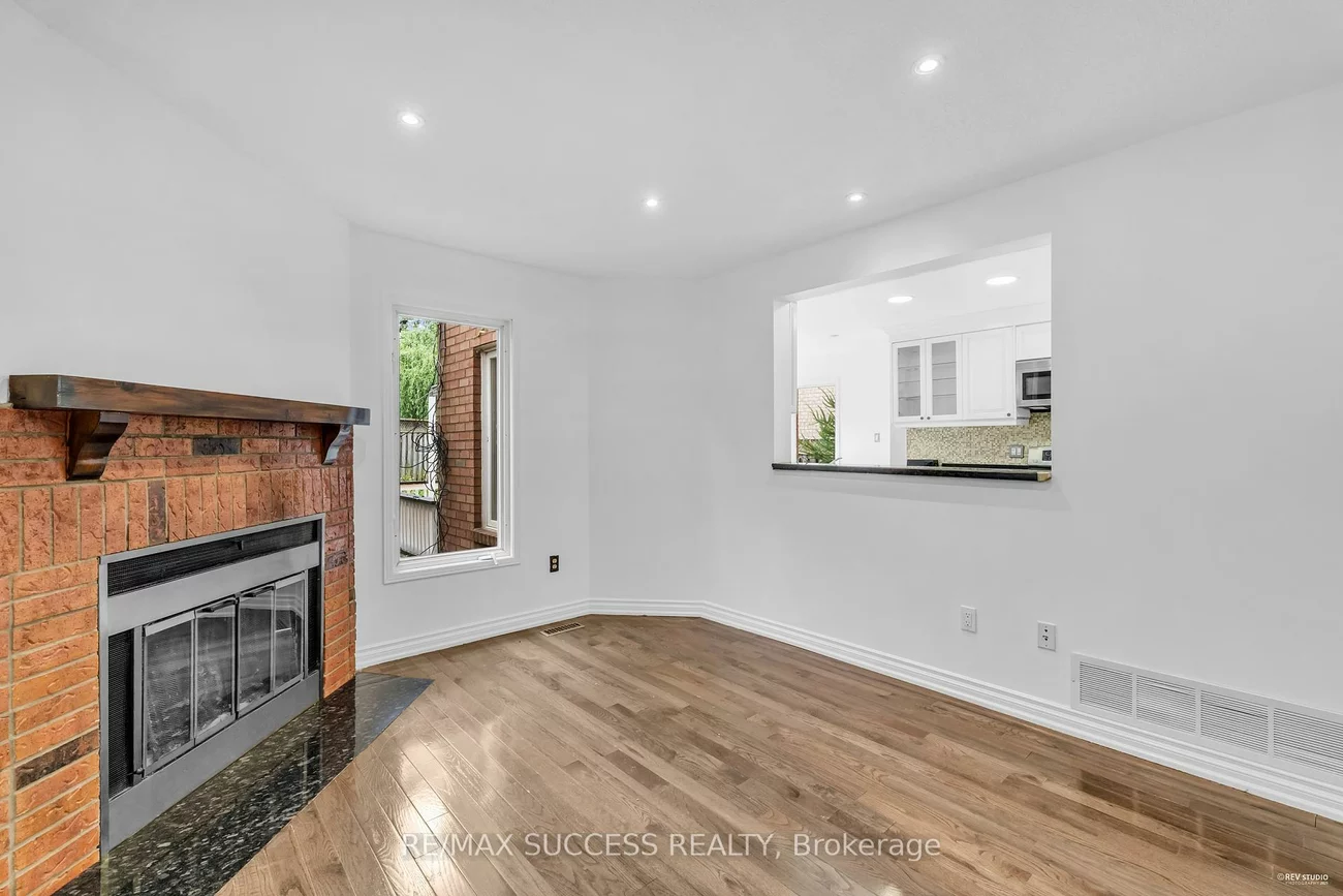 3224, Turnstone, Erin Mills, Mississauga