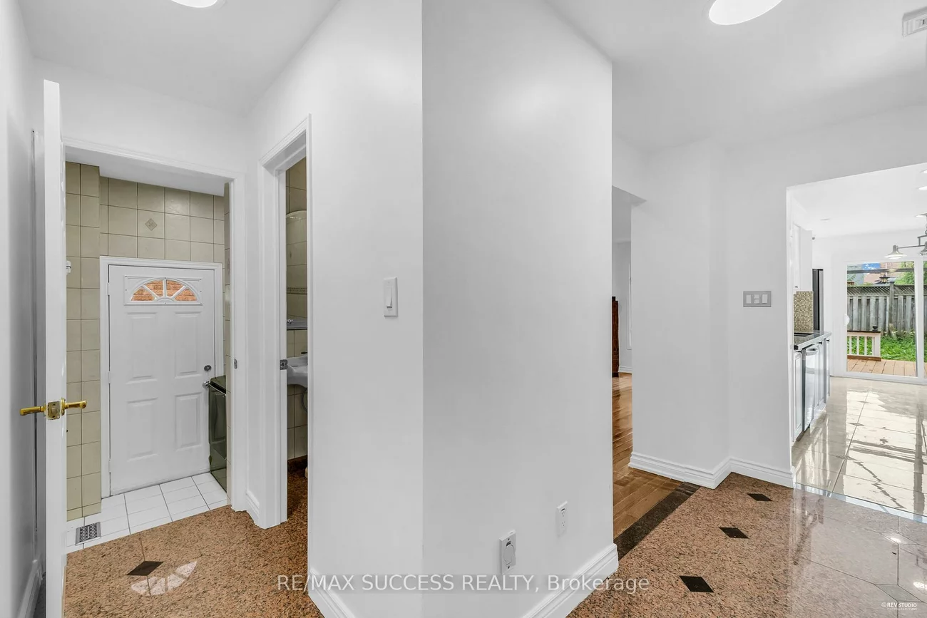 3224, Turnstone, Erin Mills, Mississauga