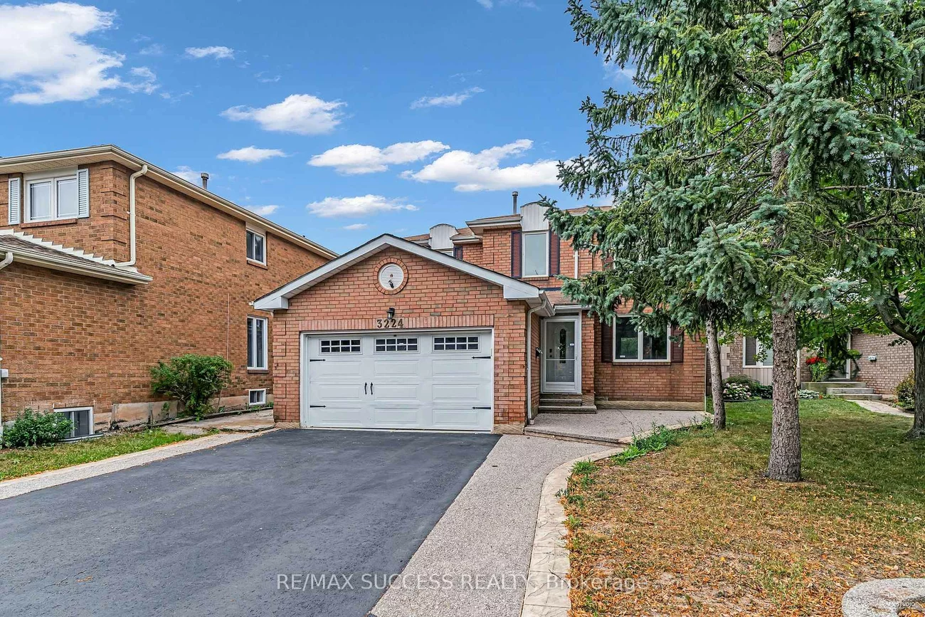 3224, Turnstone, Erin Mills, Mississauga